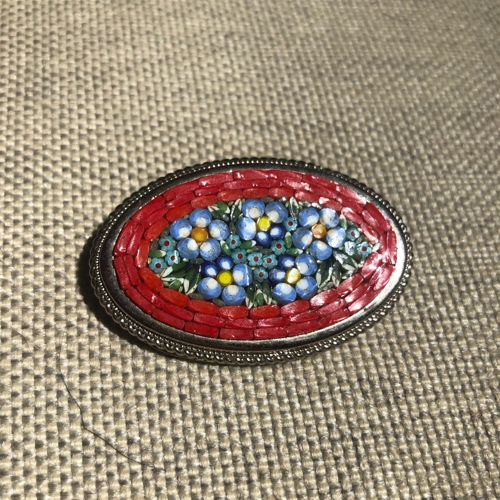 Micro mosaic red with forget me nots